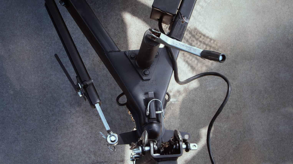 Trailer Anti Sway Control System Rated up to 10,000 lbs Solid Steel Black Powder Coat H190942